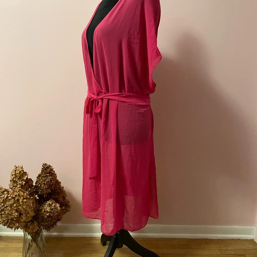 ASOS Curve Fuchsia Sheer Wrap Coverup. - Picture 4 of 9